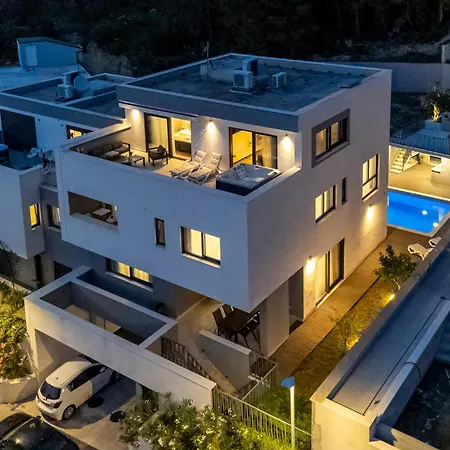 5 Bedroom Amazing In * Podstrana