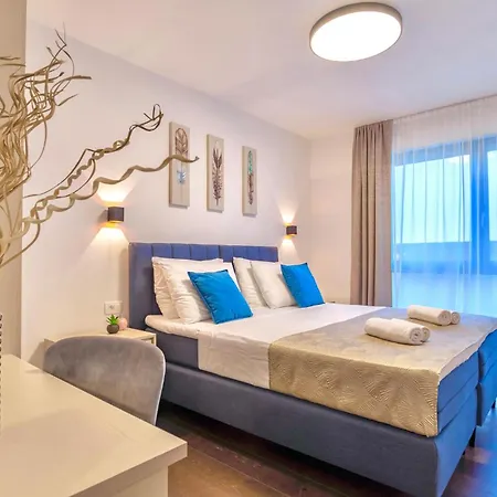 5 Bedroom Amazing In Holiday home